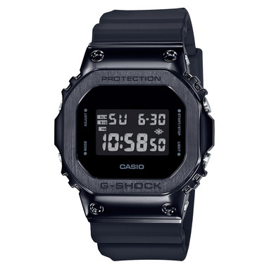 casio-gm-5600b-1er-horloge