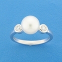 Ring Pearl And Zirconia